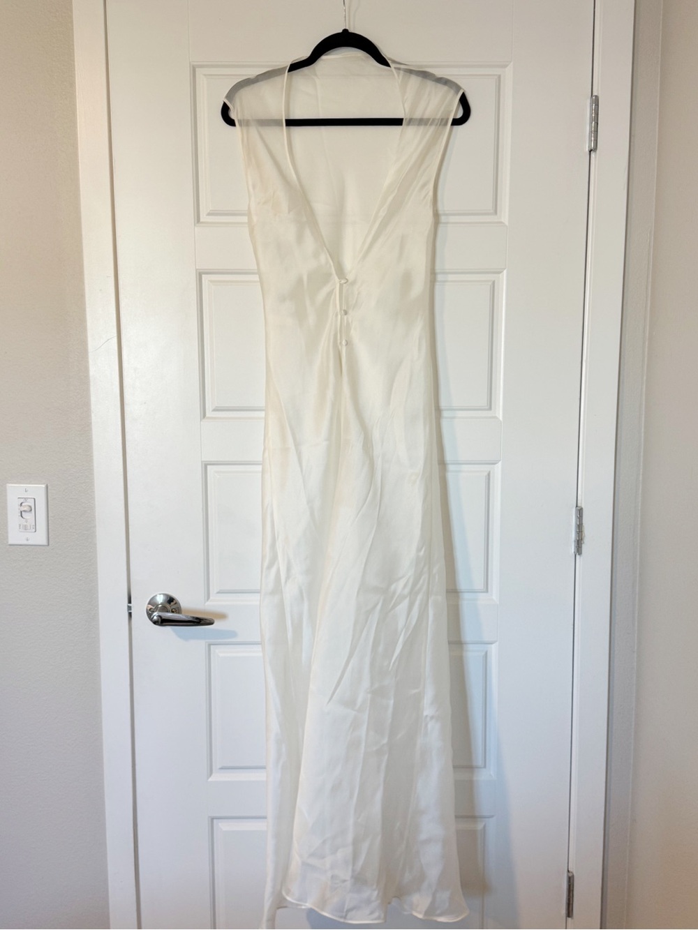Huong - Valentine Dress (M) - Picture 7 of 16